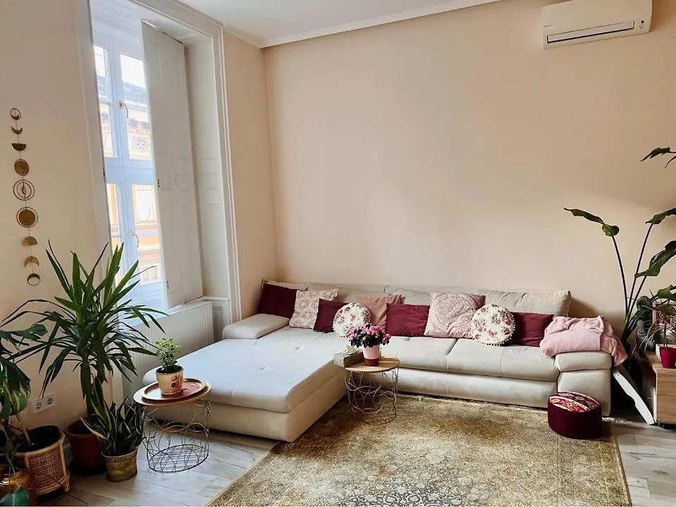 Апартаменты Lotus Home Sanctuary Будапешт
